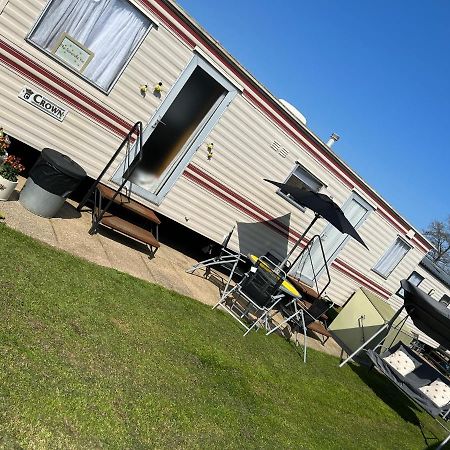 The Samanda Van Newport Caravan Park Hotel เฮมสบี ภายนอก รูปภาพ